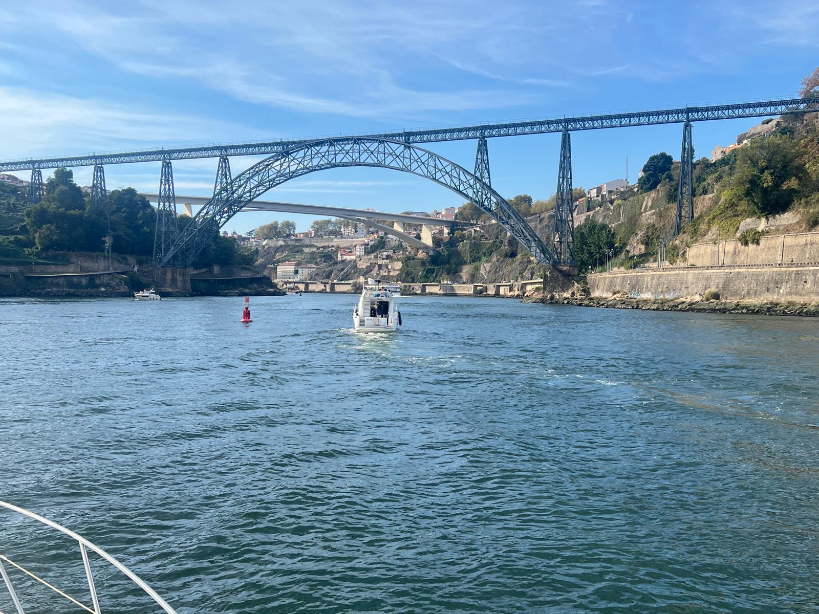 6 Bridges boat tour Porto — Douro river