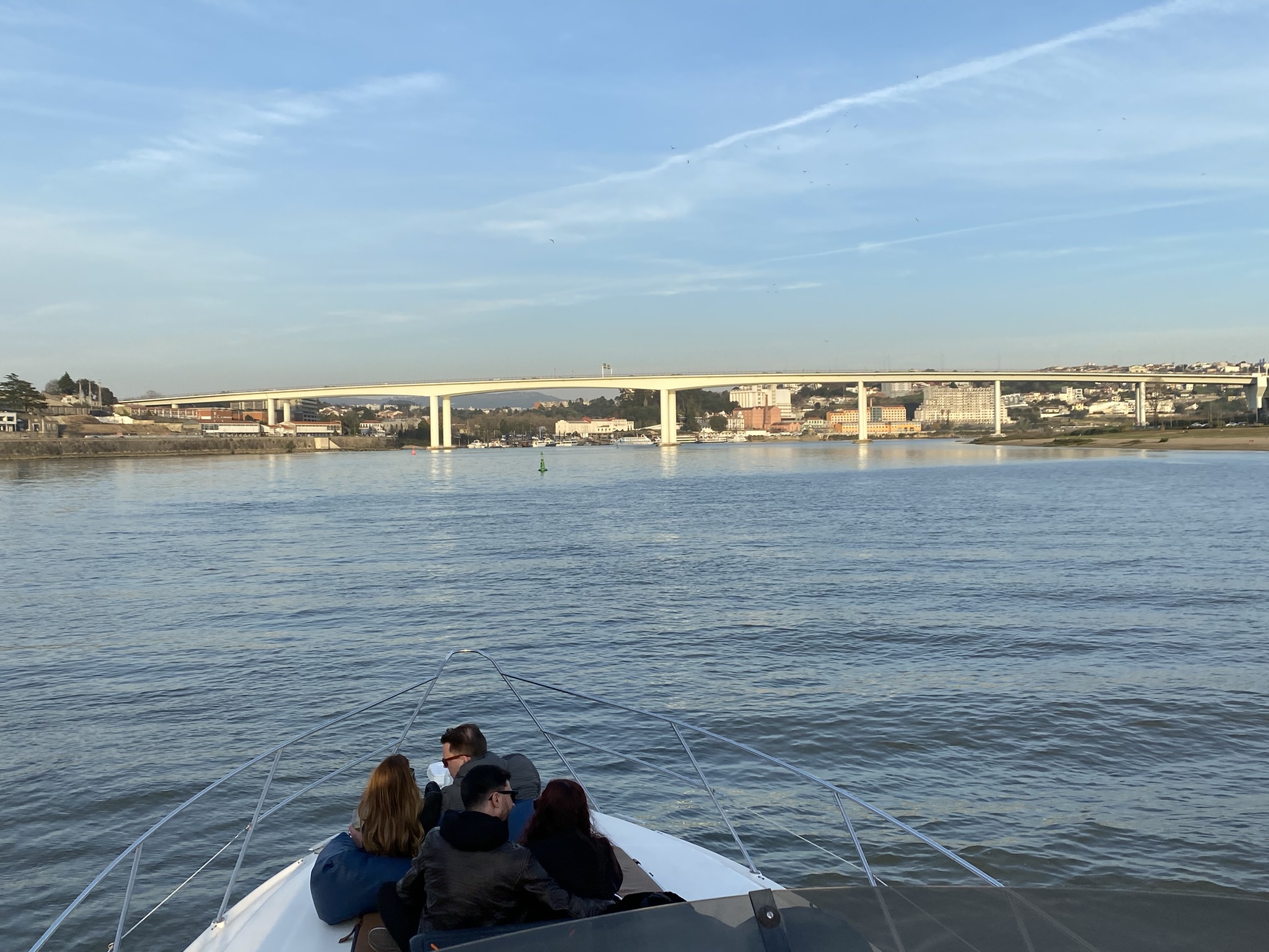 6 Bridges boat tour Porto — river views