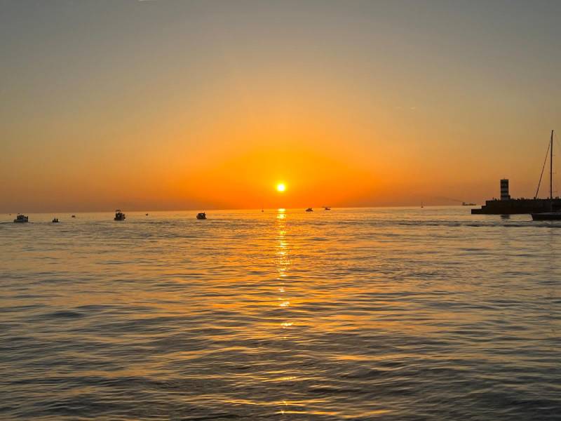 Cruzeiro ao Pôr do Sol — Port Sailors